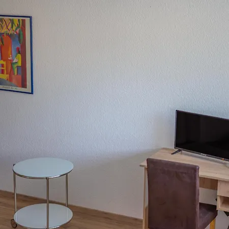 Self-check-in Constantin 3*