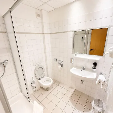 Constantin Hotel 3*