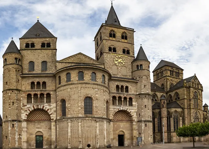 Hotel Self-check-in Constantin 3*