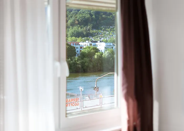 Hotel Self-check-in Constantin Trier